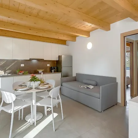 Residenza Lugana ペスキエーラ・デル・ガルダ