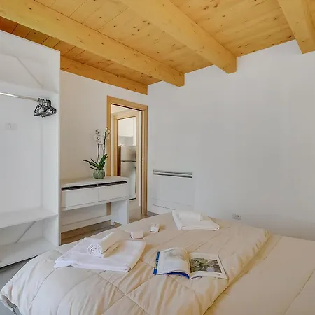 Residenza Lugana ペスキエーラ・デル・ガルダ
